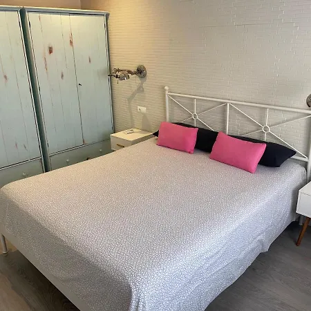 Ruzafa Apartman *